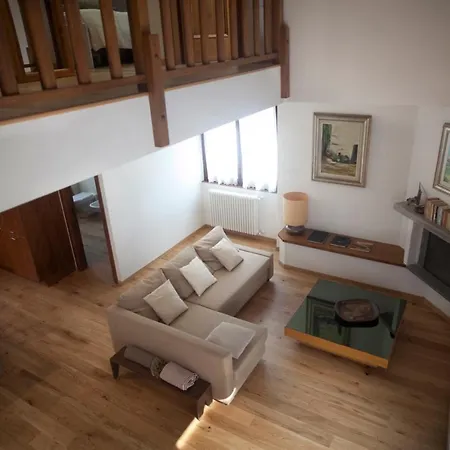 Cascina Borgofrancone Apart Otel