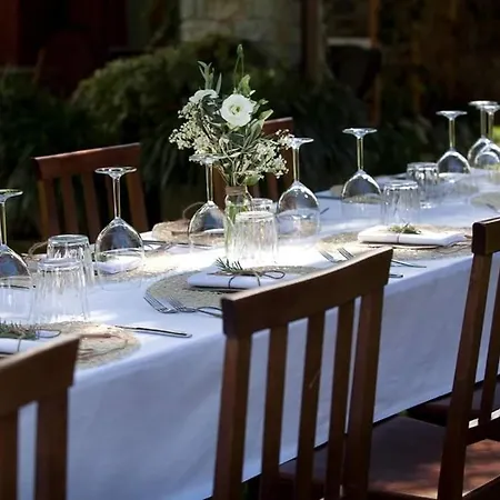 Cascina Borgofrancone Apart Otel Gera Lario