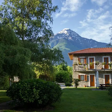 Апарт-отель Cascina Borgofrancone 4*