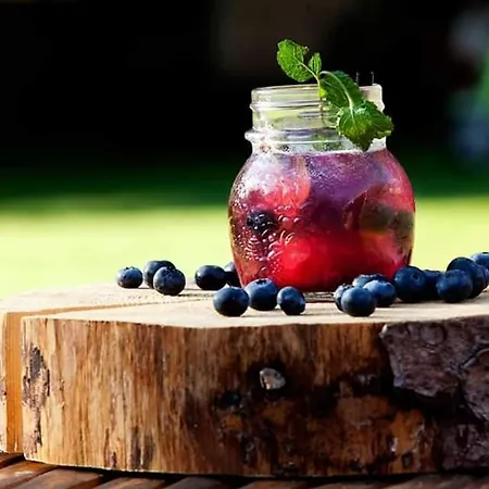 Cascina Borgofrancone Apart Otel 4*