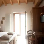 Cascina Borgofrancone Aparthotel Gera Lario