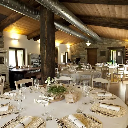 Cascina Borgofrancone 4*