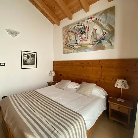 Cascina Borgofrancone ג'רה לאריו