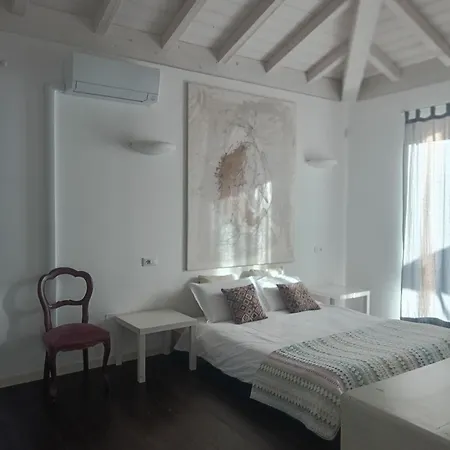 Cascina Borgofrancone 4* جيرا لاريو