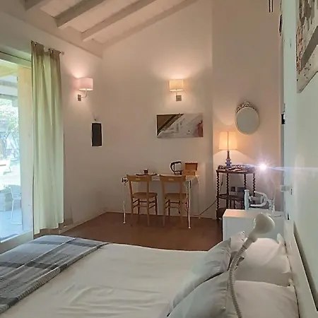 Cascina Borgofrancone جيرا لاريو