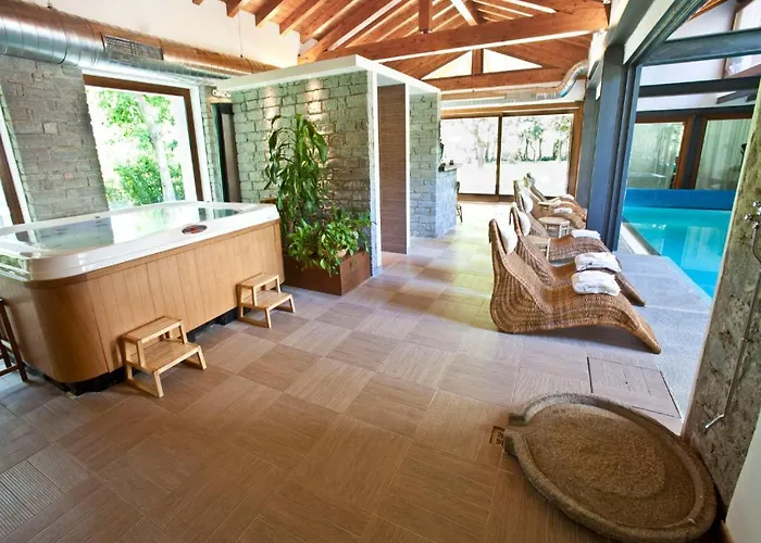 Cascina Borgofrancone 4* Джера-Ларио