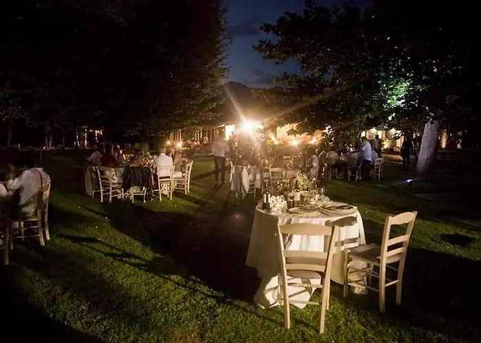 Cascina Borgofrancone Aparthotel Gera Lario