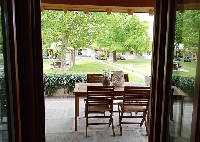 Cascina Borgofrancone 4* Gera Lario